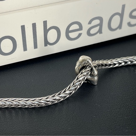 Trollbeads Retired Penguin & Baby Bead- 11283 - Picture 3 of 9